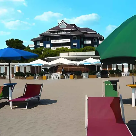 In Lignano 33236 アパート