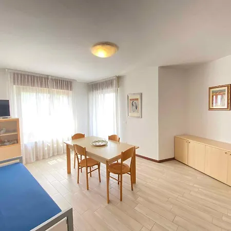 In Lignano 33236 アパート *